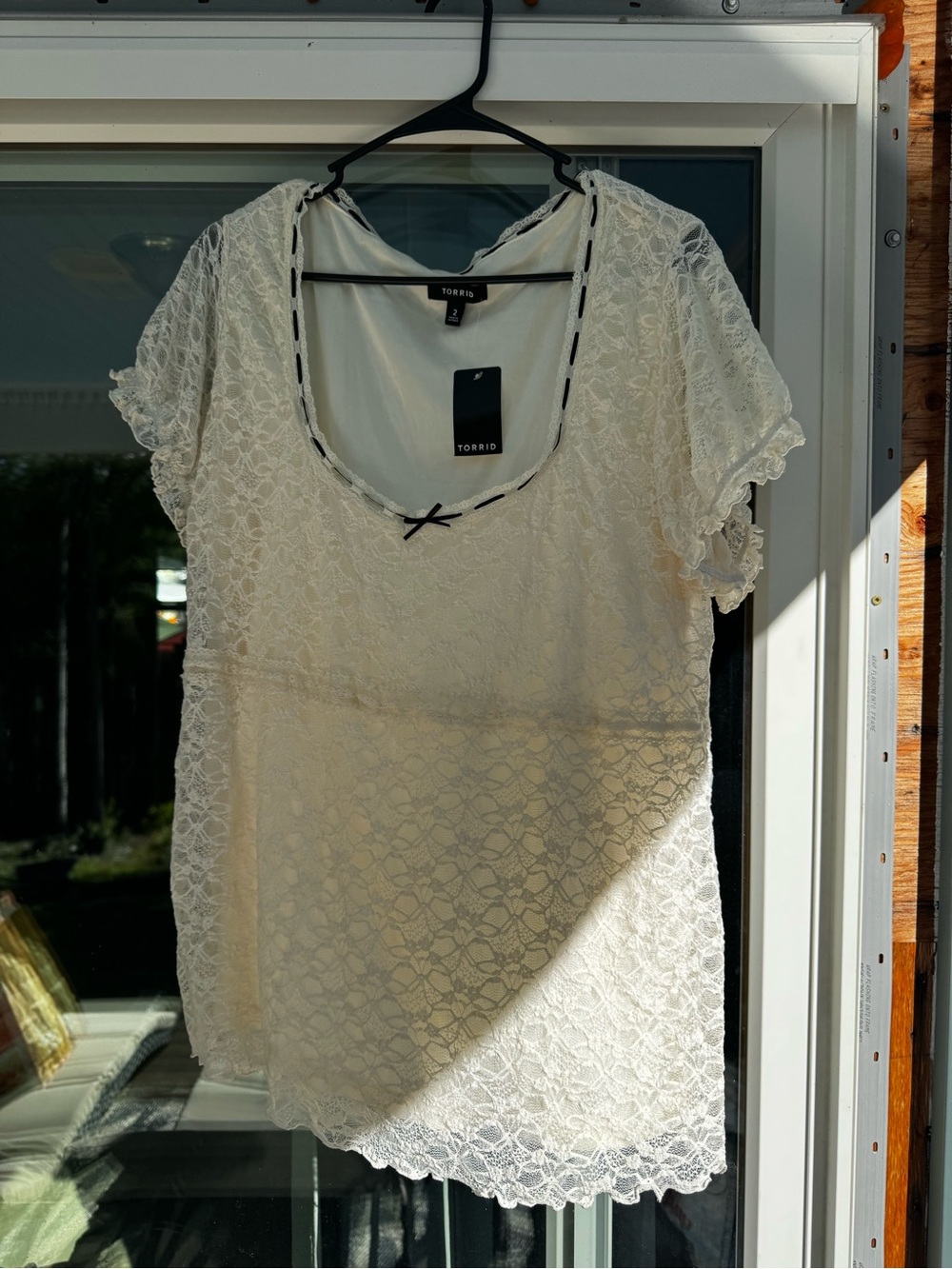 torrid Cream Lace Short Sleeve Scoop Neck Top with Black Trim